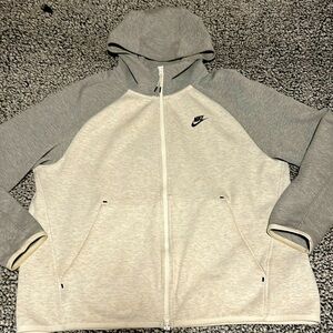 Men’s XL grey and white Nike Tech zip up hoodie